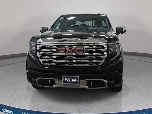 Used 2023 GMC Sierra 1500 Denali w/ Denali Reserve Package AWD/4WD image 3