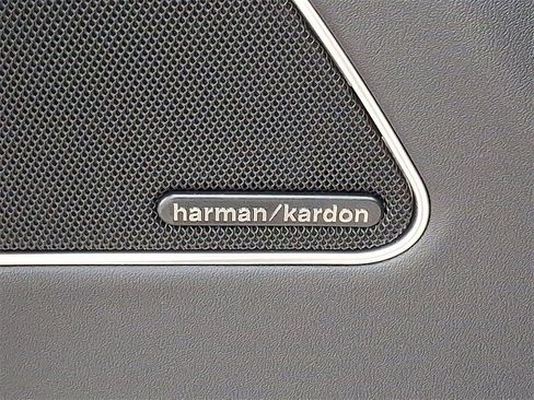 New 2024 Maserati Levante GT Ultima image 40