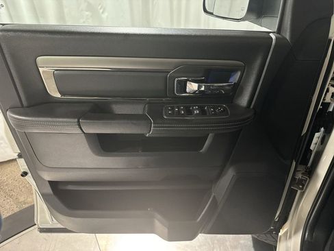 Used 2018 RAM 2500 Laramie w/ Sport Appearance Group image 22