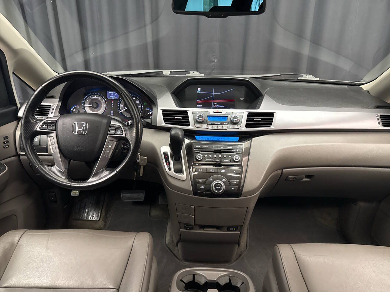 Used 2013 Honda Odyssey Touring Elite image 23