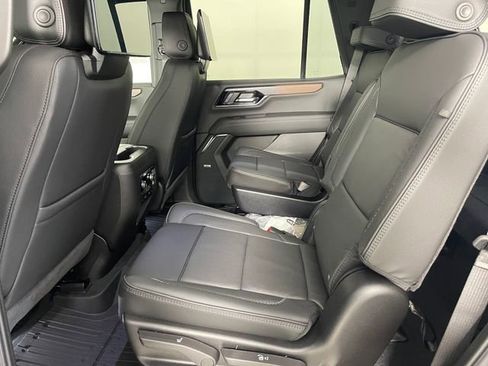 New 2026 GMC Yukon Denali w/ Denali Reserve Package image 14