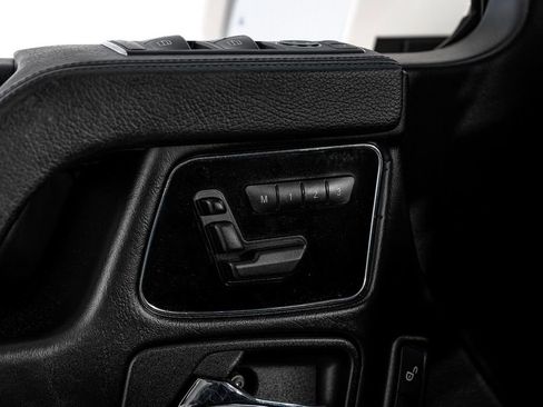 Used 2014 Mercedes-Benz G 63 AMG 4MATIC image 45