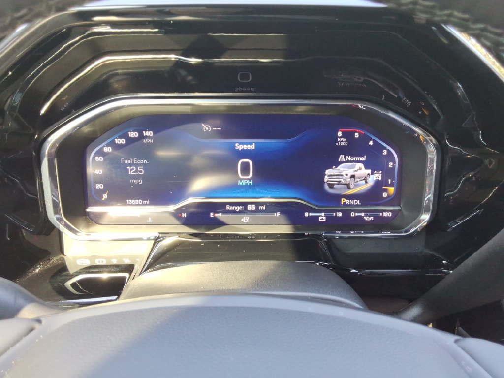 Certified 2025 Chevrolet Silverado 2500 LT AWD/4WD image 30