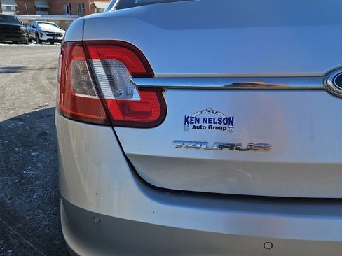 Used 2011 Ford Taurus SEL w/ 201A Rapid Spec Order Code image 9