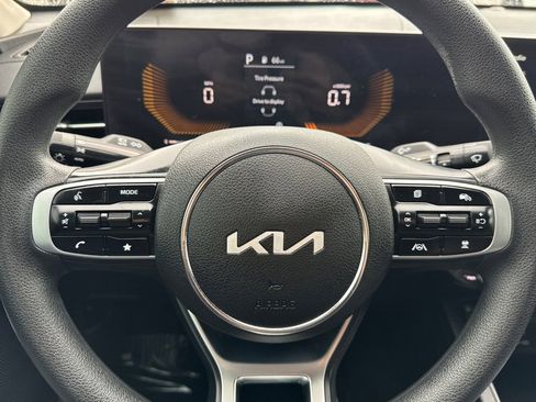 Used 2025 Kia K5 LXS image 21