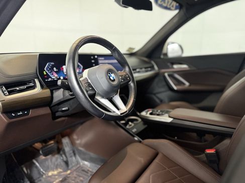 Used 2023 BMW X1 xDrive28i w/ Convenience Package image 11