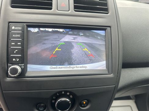 Used 2019 Nissan Versa S Plus FWD image 32