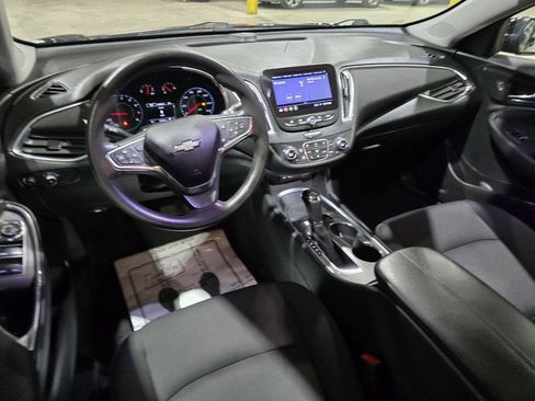 Used 2020 Chevrolet Malibu LT FWD image 26