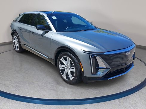Used 2024 Cadillac Lyriq Tech w/ Driver Assist Package image 3