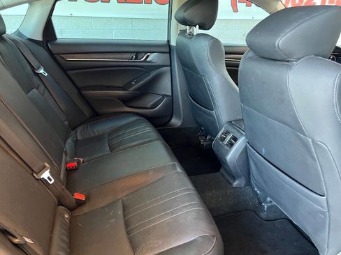 Used 2018 Honda Accord EX-L image 8