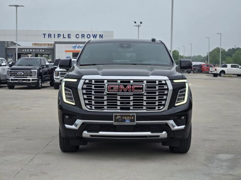 Used 2025 GMC Yukon Denali AWD/4WD image 6