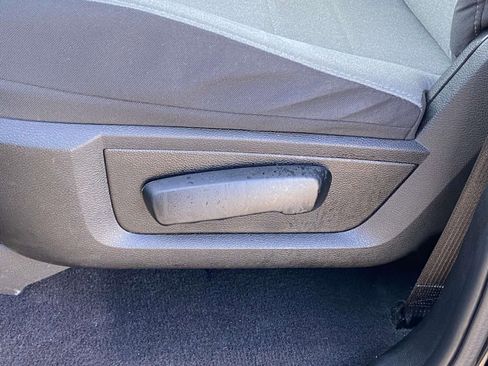 Used 2024 RAM 1500 Classic SLT image 15