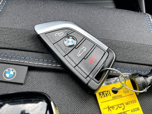 Used 2024 BMW X3 sDrive30i w/ Premium Package w/ZPA RWD image 15