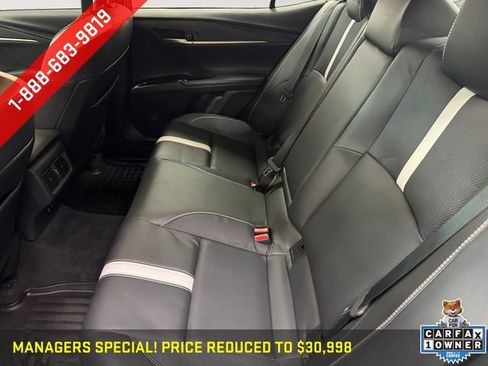 Used 2025 Toyota Camry SE AWD/4WD image 22