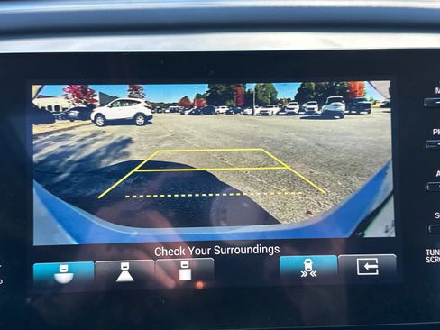 Used 2022 Honda Accord Touring image 30