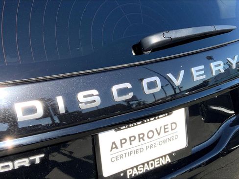 Used 2024 Land Rover Discovery Sport S image 31