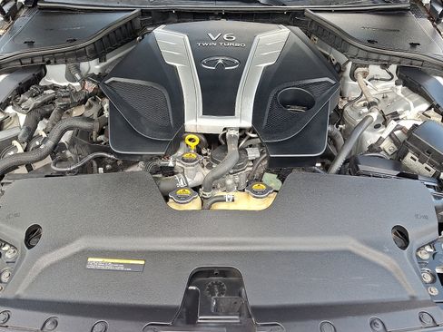 Used 2016 INFINITI Q50 3.0t Premium w/ Driver Assistance Package RWD image 29