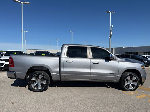 Used 2023 RAM 1500 Laramie AWD/4WD image 4