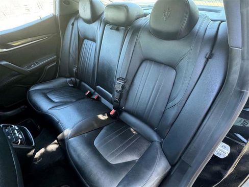 Used 2018 Maserati Ghibli image 3