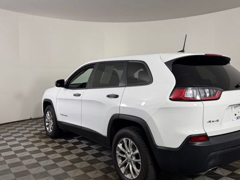 Used 2019 Jeep Cherokee Sport w/ Cold Weather Group AWD/4WD image 6