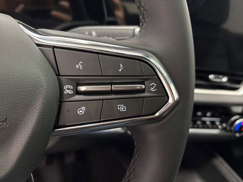 New 2026 Chevrolet Equinox LT w/ Convenience Package II image 25