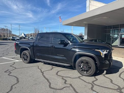 Used 2024 Toyota Tundra Limited image 8