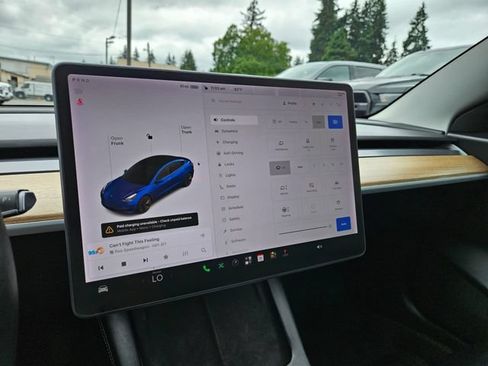 Used 2021 Tesla Model 3 Long Range AWD/4WD image 32