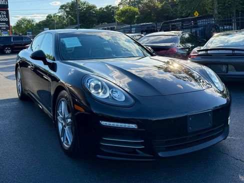 Used 2016 Porsche Panamera 4 Edition AWD/4WD image 3