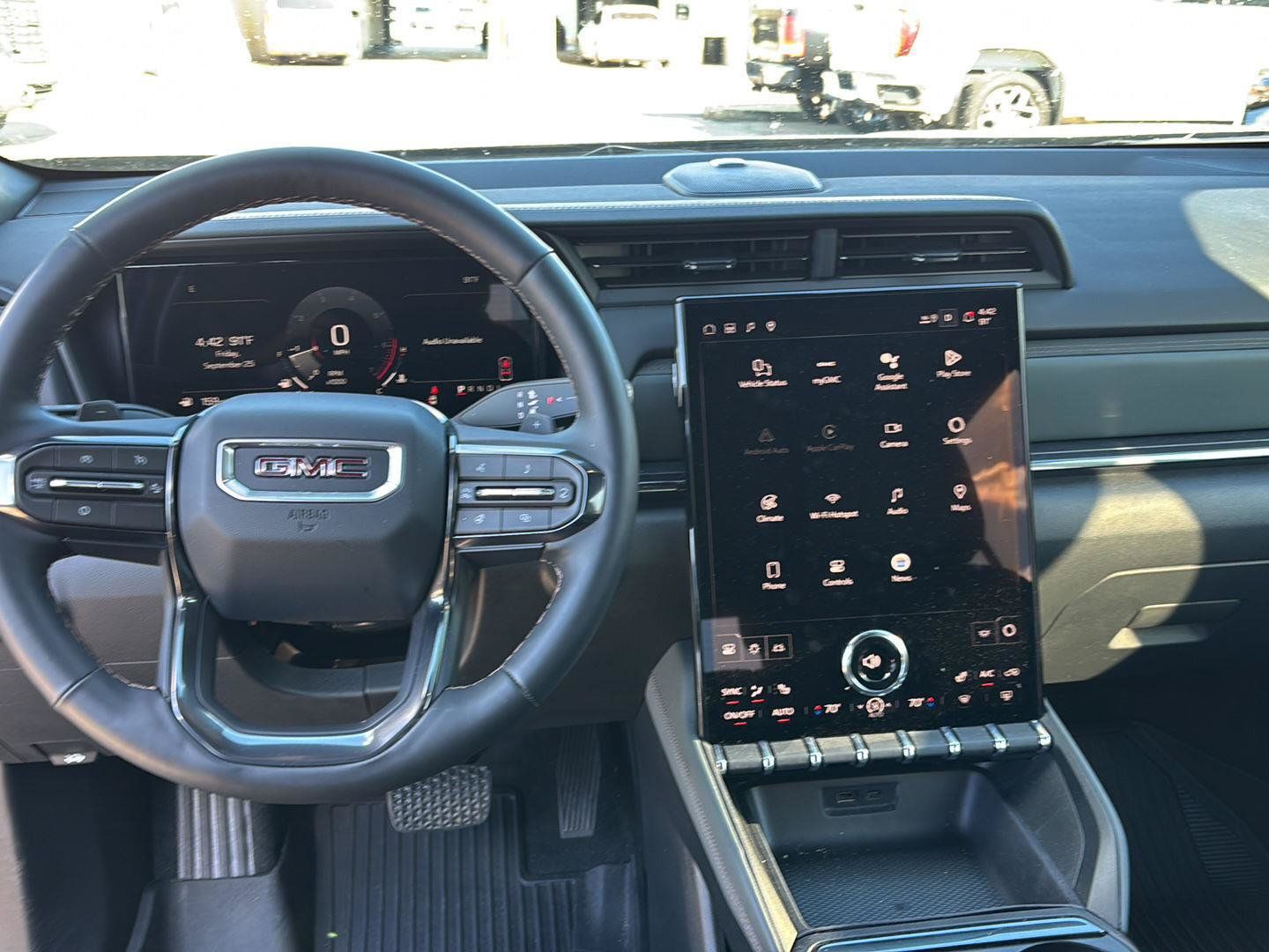Used 2026 GMC Terrain AT4 w/ LPO, Black Badging Package AWD/4WD image 16