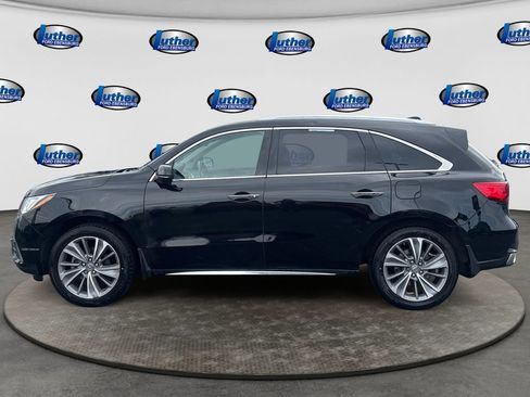 Used 2018 Acura MDX w/ Technology & Entertainment AWD/4WD image 2