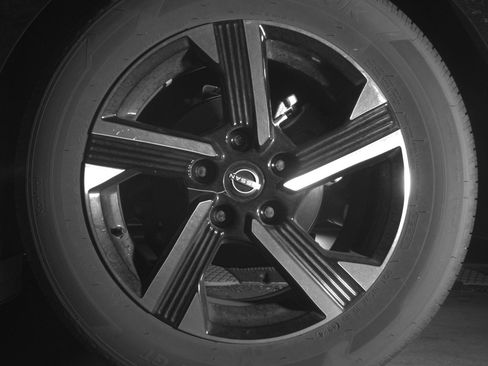 Used 2025 Nissan Sentra SV image 14