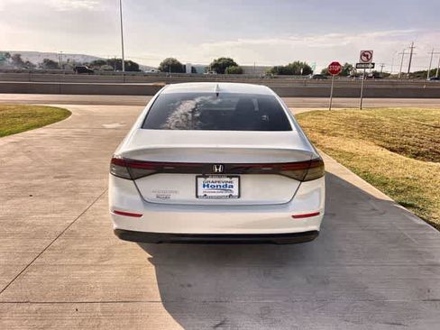 Used 2023 Honda Accord EX image 6