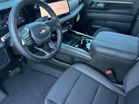 New 2026 Chevrolet Suburban LS w/ LPO, Dark Essentials Package image 10