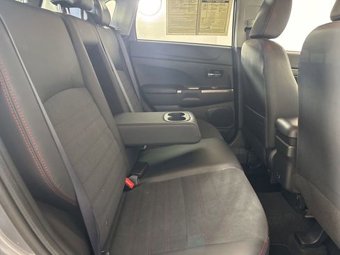 Used 2024 Mitsubishi Outlander Sport AWD image 25