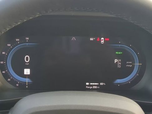 Used 2024 Volvo XC40 Recharge Plus w/ Protection Package Premier image 26