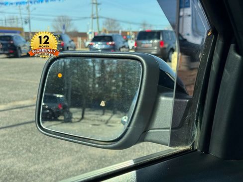 Used 2017 Ford Explorer XLT w/ Equipment Group 202A image 39