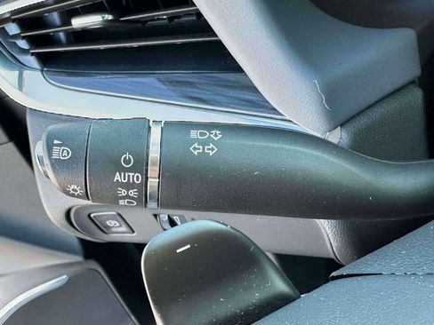 Used 2024 Buick Enclave Essence w/ Experience Buick Package image 23