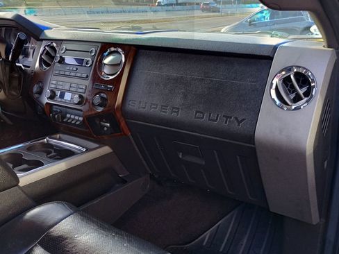 Used 2011 Ford F350 Lariat w/ Lariat Interior Pkg image 22