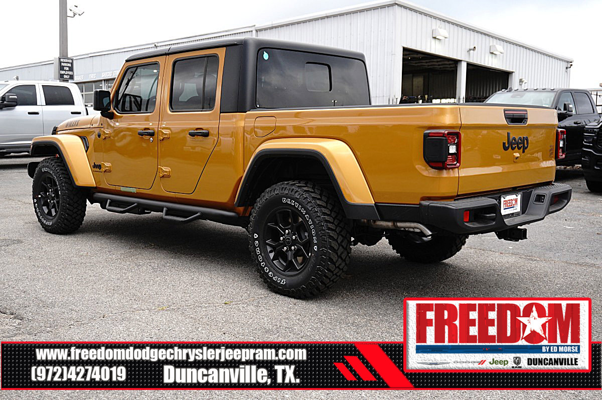 New 2026 Jeep Gladiator Sport AWD/4WD image 3