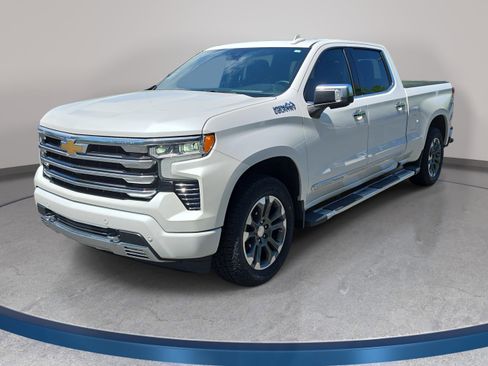 Used 2023 Chevrolet Silverado 1500 High Country w/ Z71 Off-Road Package AWD/4WD image 1
