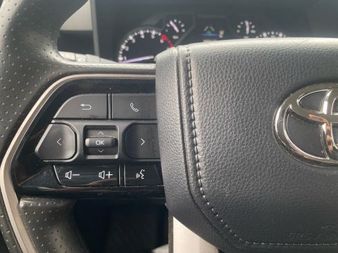 Used 2022 Toyota Tundra SR5 image 29