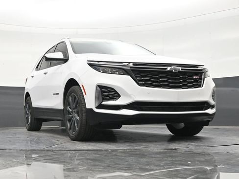 Used 2024 Chevrolet Equinox RS FWD image 25