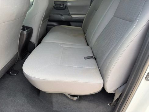 Used 2016 Toyota Tacoma SR RWD image 10