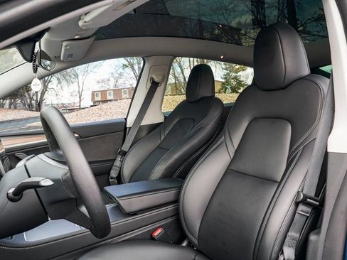 Used 2023 Tesla Model Y Long Range image 14