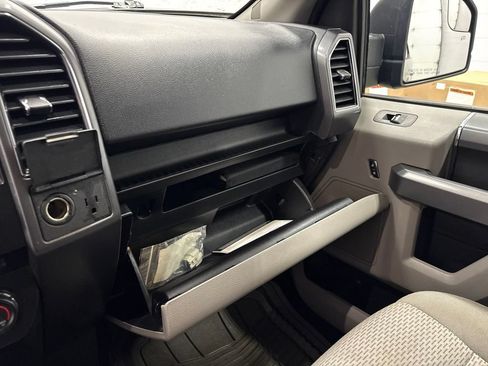 Used 2017 Ford F150 XLT w/ Equipment Group 302A Luxury AWD/4WD image 28