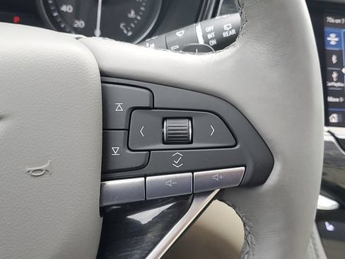 Certified 2020 Cadillac XT6 Premium Luxury AWD/4WD image 25