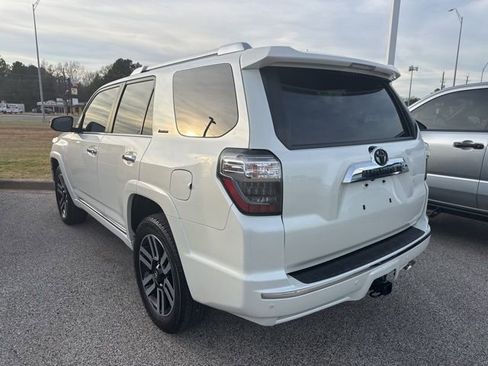 Used 2022 Toyota 4Runner Limited image 10