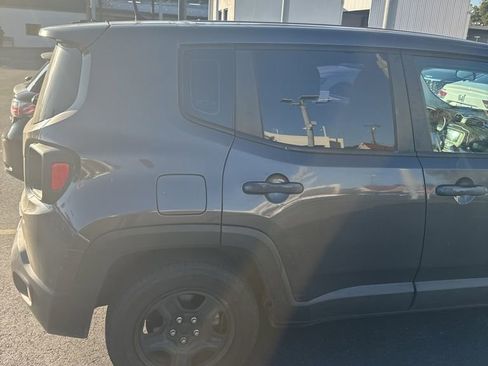 Used 2017 Jeep Renegade Sport w/ Power & Air Group image 5