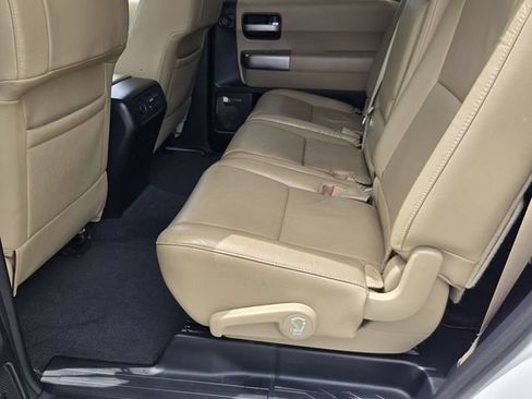 Used 2019 Toyota Sequoia Limited w/ Safety & Convenience Package RWD image 11