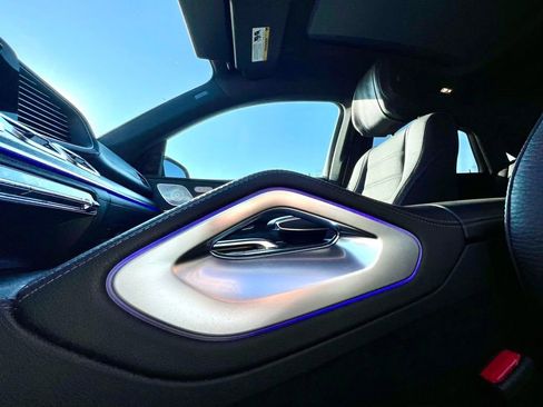 Used 2025 Mercedes-Benz GLE 450 GLE 450 image 19